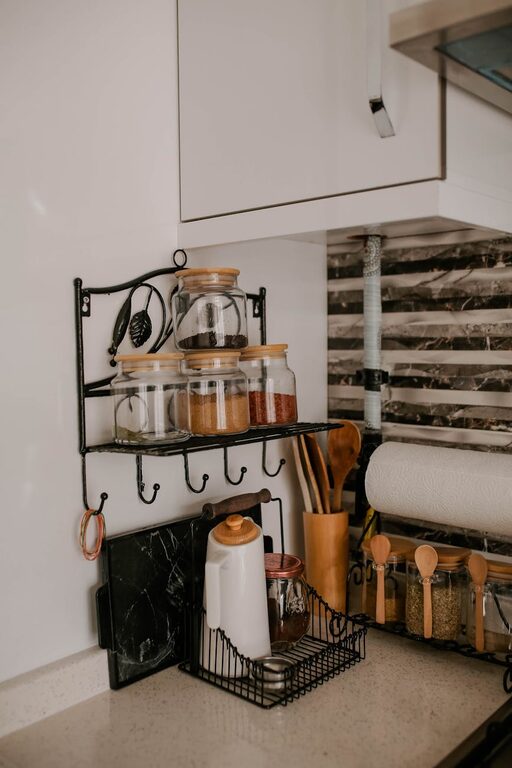 Essential Tools Every Small Kitchen Needs for Efficient Cooking